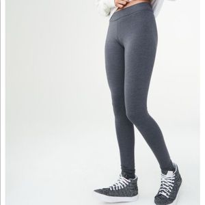 Women’s gray leggings
